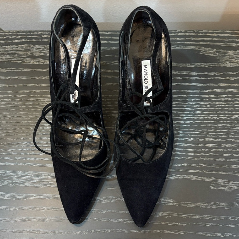 Manolo Blahnik Black Lace-Up Heels - Picture 2 of 9